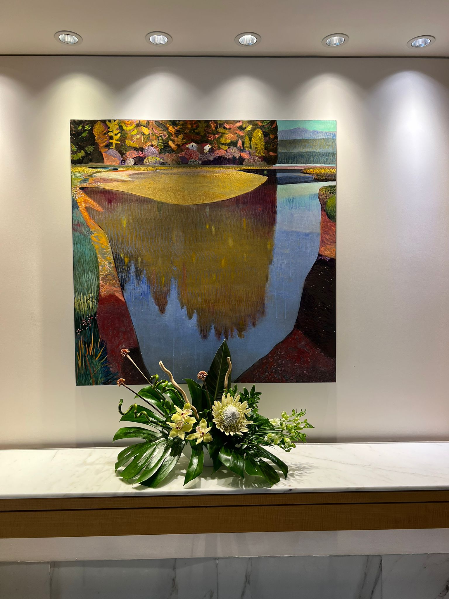 1484 Tropical corporate arrangement with proteas - Flower Delivery in ...